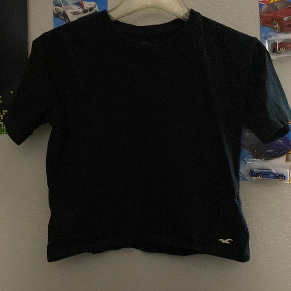 Hollister Dresses & Skirts - Cropped T